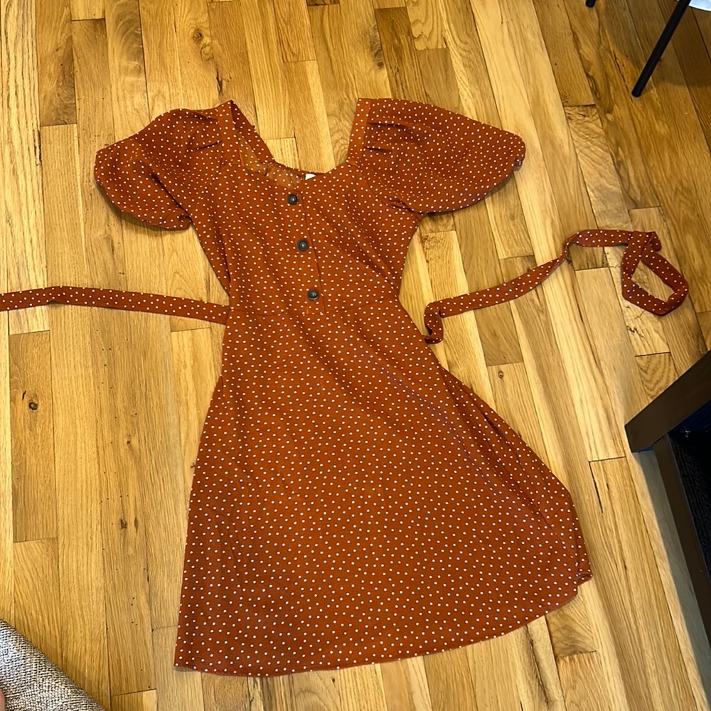 POKA DOT ORANGE WHITE DRESS